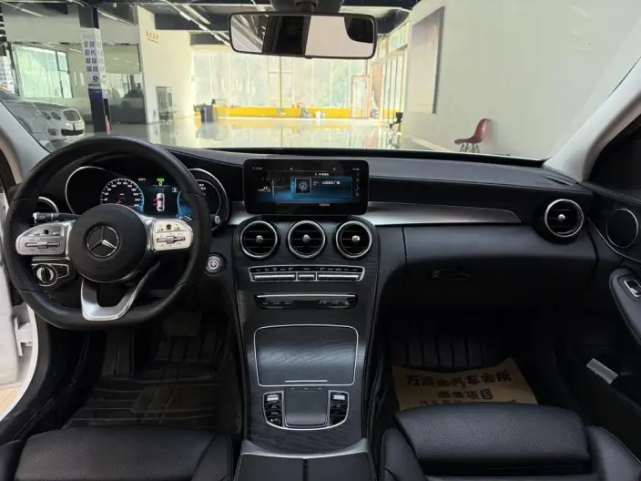 Mercedes-Benz C-Class 2020 Model C 260 L Sports Edition – фото 6