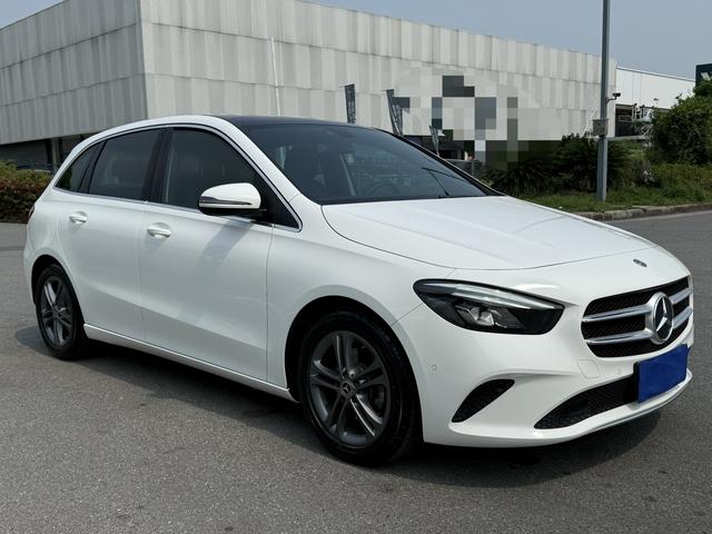 Mercedes-Benz B-Class Модель 2020 года B 200 Dynamic – фото 3