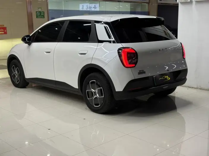 AION UT 2025 Model 330 Starlight Edition – фото 2