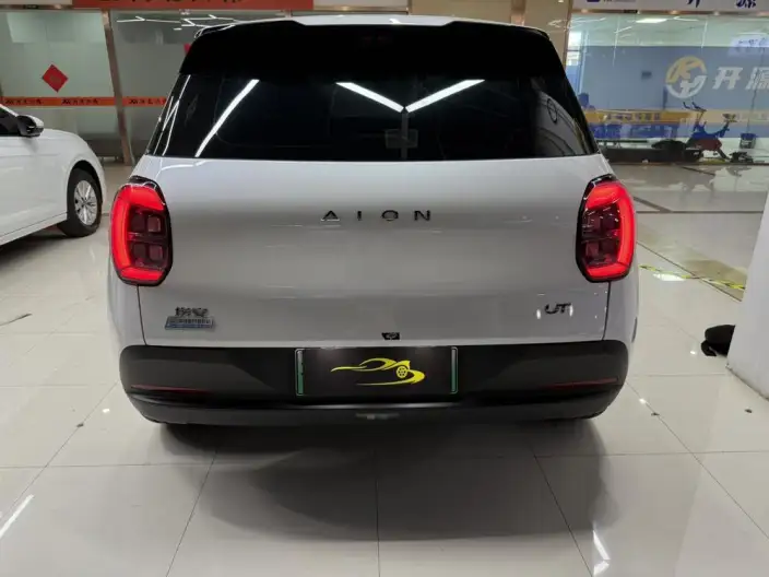 AION UT 2025 Model 330 Starlight Edition – фото 3