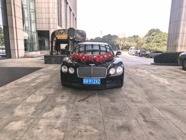 Continental Flying Spur 2014 модификация 4.0T V8 Premium Edition – фото 2