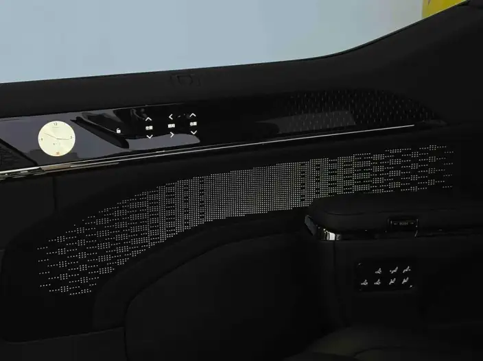 ZEEKR 009 2024 Model VI seat Executive Edition 4WD 108kWh – фото 8