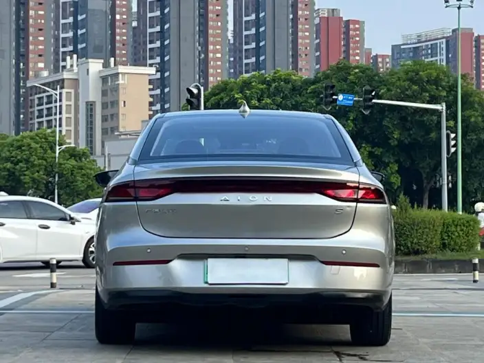 AION S 2022 Model Mei 580 – фото 5