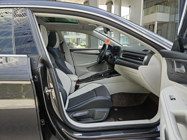 Volkswagen Lamando 2022 Sprinter L 280TSI DSG Cool Spice Edition – фото 15