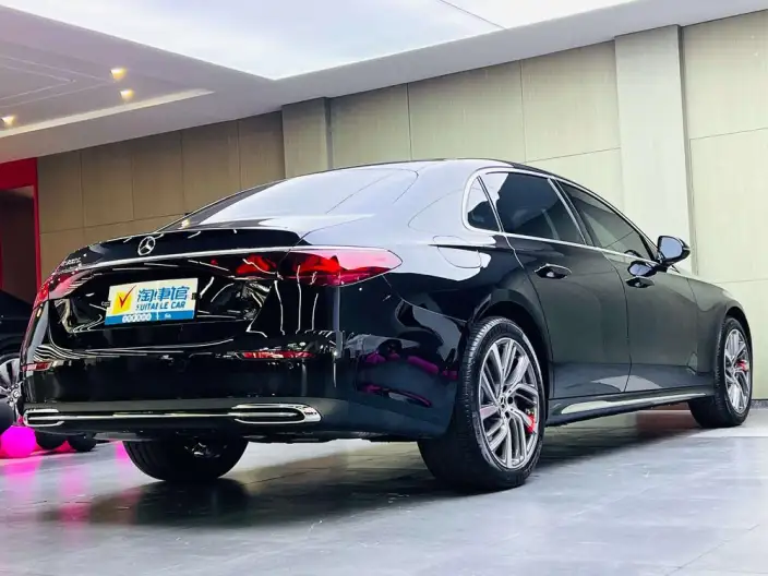 Mercedes-Benz E-Class 2026 Model E 300 L Fashion Model sedan – фото 6