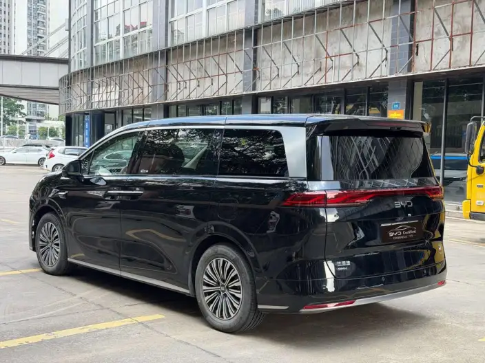 Xia 2025 Model DM-i 180KM Excellence Model – фото 4