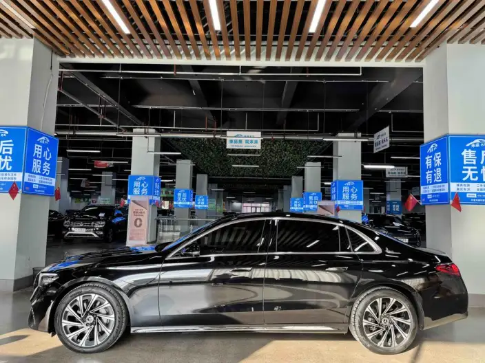 Mercedes-Benz E-Class 2025 Model E 300 L Luxury Model sedan – фото 4
