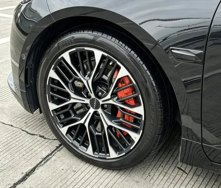 ZEEKR 001 2026 Model Ultra+ Edition 103kWh 4WD – фото 7
