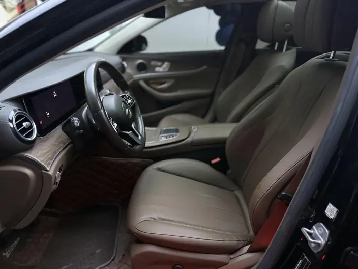 Mercedes-Benz E-Class 2020 Model E 300 L Fashion Model – фото 9