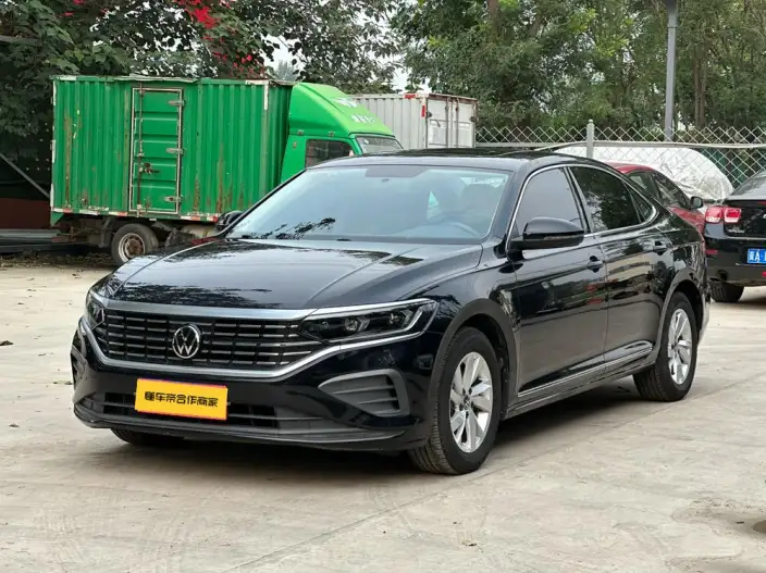Volkswagen Passat 2024 Model 280TSI Business Edition – фото 1
