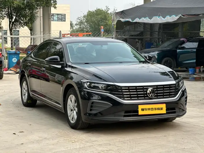 Volkswagen Passat 2024 Model 280TSI Business Edition – фото 3