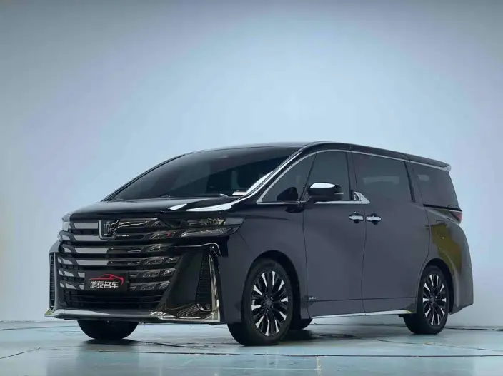 Vellfire 2024 Model 2.5L Automatic 4WD 7 seat Parallel Imported – фото 1