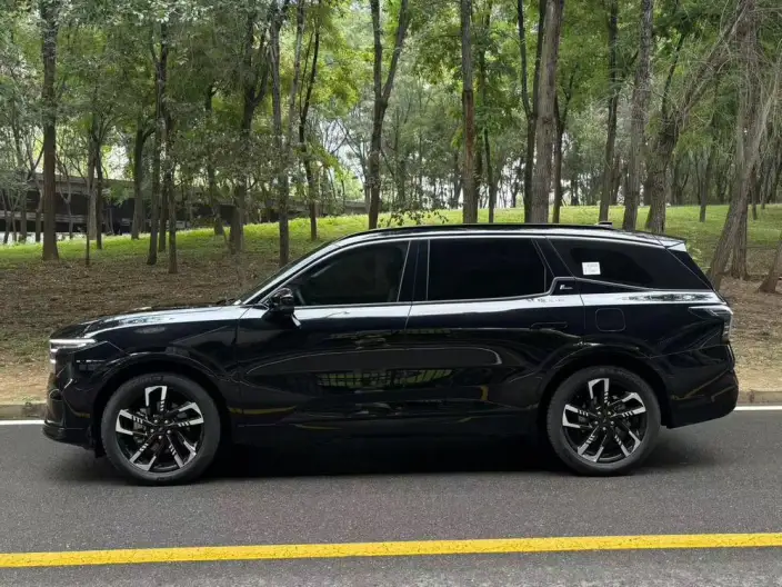 Ford Edge 2026 Model Ford Edge L 2.0T EcoBoost E Hybrid 4WD VII seat Flagship Model – фото 3