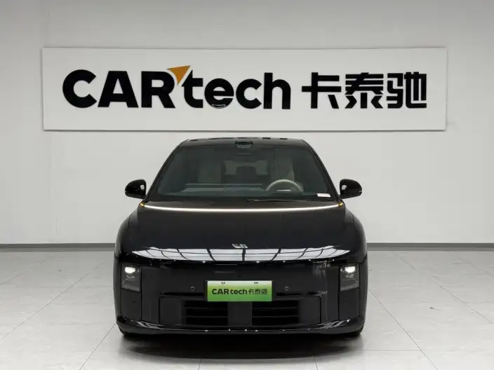 Li Auto i6 2025 Model 4WD Standard Edition – фото 2