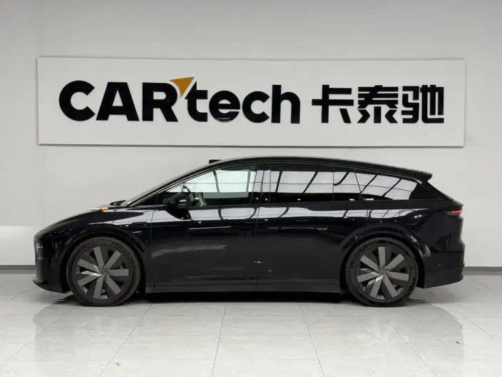 Li Auto i6 2025 Model 4WD Standard Edition – фото 3
