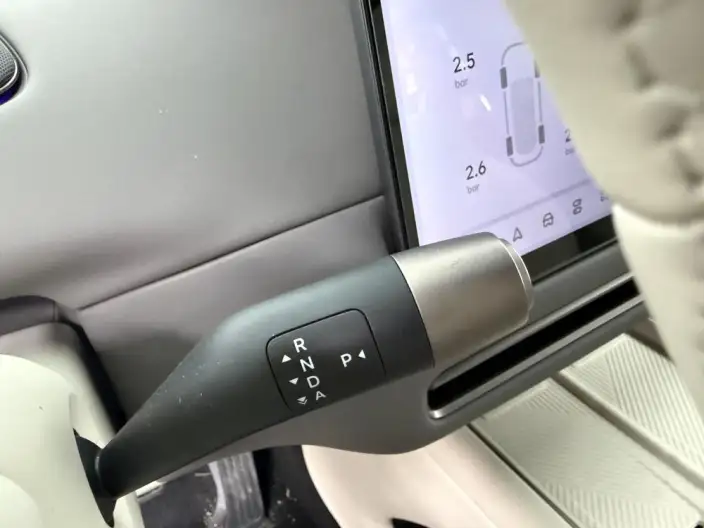 Li Auto i6 2025 Model 4WD Standard Edition – фото 8