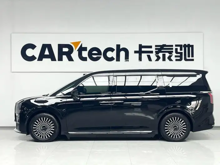 ZEEKR 009 2024 Model VI seat Executive Edition 4WD 108kWh – фото 3
