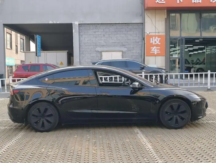 Model 3 2023 Model Rear-wheel drive version – фото 5