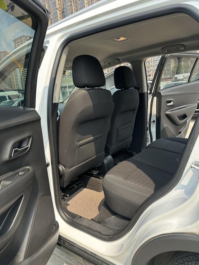Chevrolet Trax 2014 1.4T Automatic 2WD Comfort – фото 8