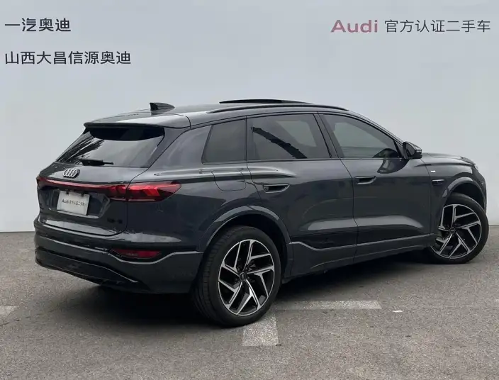 AUDI Q6L e-tron 2026 Model First Edition Pilot Edition – фото 4
