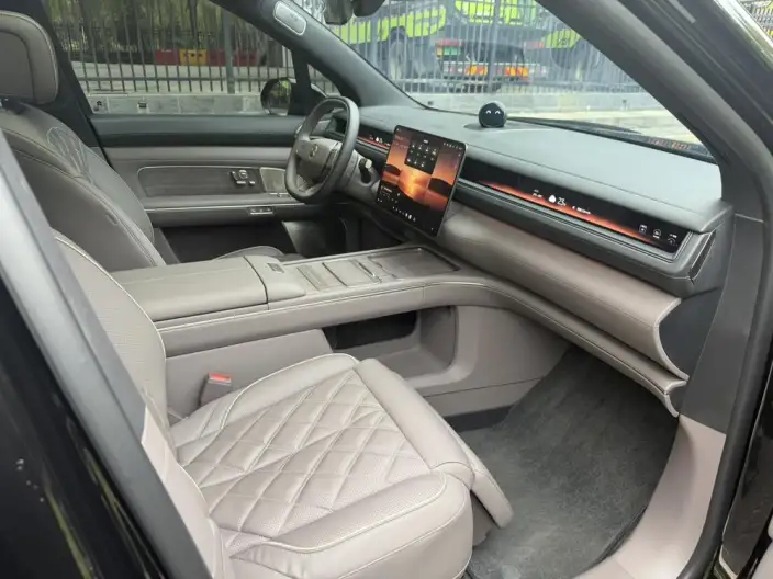 NIO ES8 2026 Model VI seat Executive Deluxe Edition – фото 8