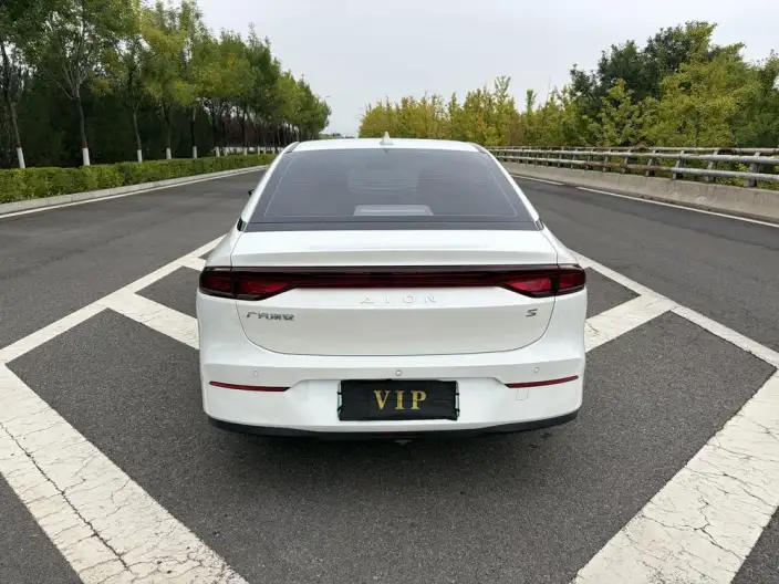 AION S 2023 Model Mei 580 – фото 5