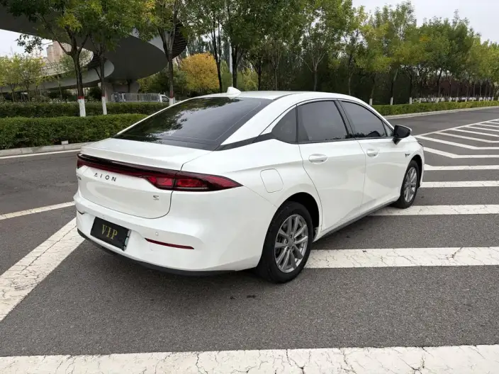 AION S 2023 Model Mei 580 – фото 6