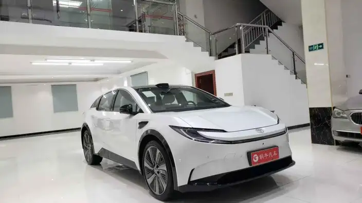 TOYOTA bZ5 2025 Model 550 PRO Zhixing Edition – фото 3