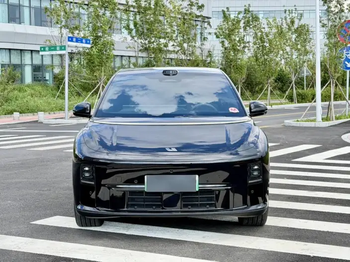 Li Auto i6 2025 Model 2WD Standard Edition – фото 2