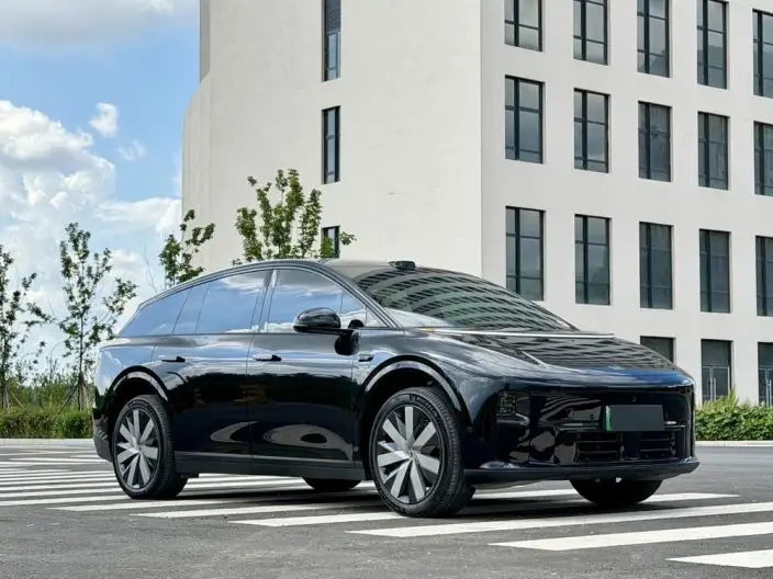 Li Auto i6 2025 Model 2WD Standard Edition – фото 3