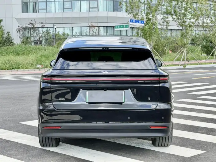 Li Auto i6 2025 Model 2WD Standard Edition – фото 6