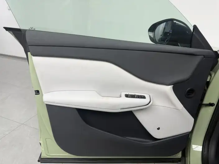 VOYAH Zhiyin 2024 Model Ultra-long Endurance Smart Edition – фото 7