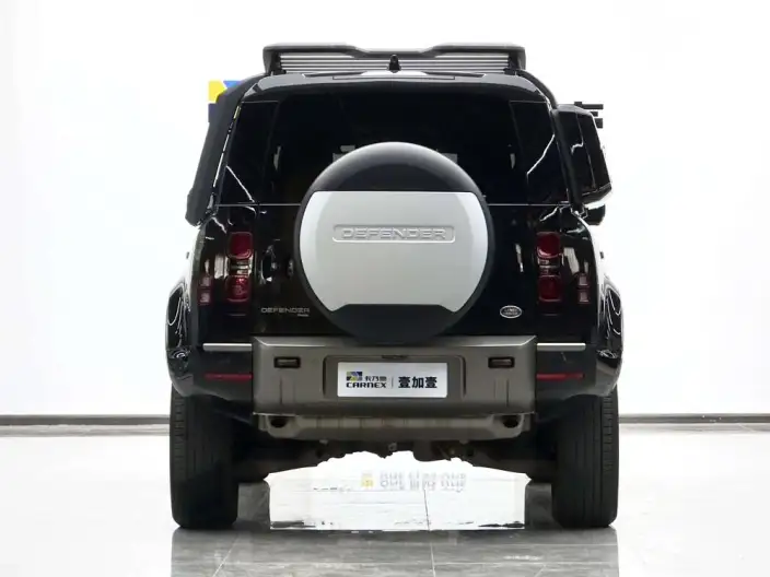 Land Rover Defender 2022 Model 110 P400 X-Dynamic HSE – фото 3