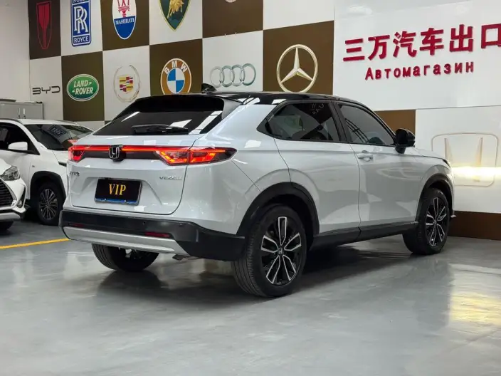 Honda Vezel 2023 Model 1.5L CVT Deluxe Edition – фото 6