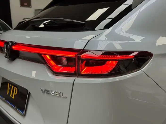 Honda Vezel 2023 Model 1.5L CVT Deluxe Edition – фото 9