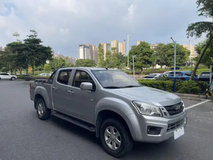 RE-MAX Ruimai 2020 Model 2.8T Classic 2WD Diesel China VI Comfort Model Extended Edition JE493ZLQ6E