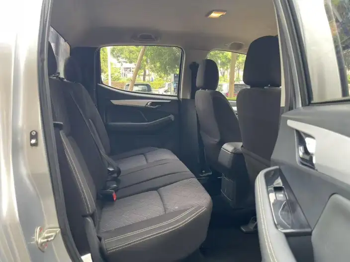 RE-MAX Ruimai 2020 Model 2.8T Classic 2WD Diesel China VI Comfort Model Extended Edition JE493ZLQ6E – фото 9