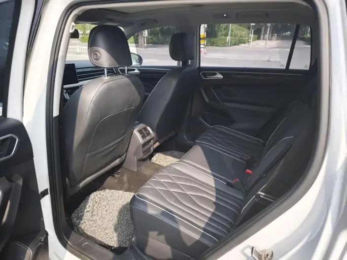 Volkswagen Tiguan L 2024 Model 300TSI 2WD Smart Edition – фото 9