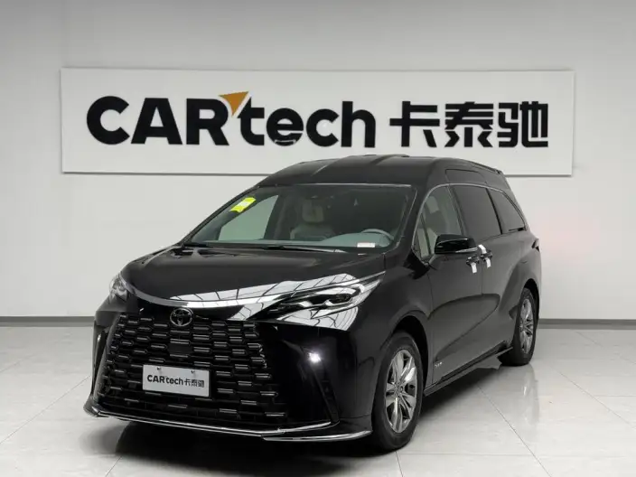 Toyota Sienna 2024 Model Hybrid 2.5L Comfort Edition – фото 1