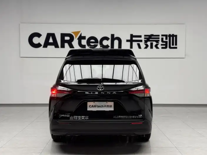 Toyota Sienna 2024 Model Hybrid 2.5L Comfort Edition – фото 4
