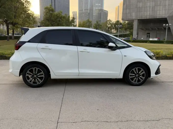 Honda Fit 2021 Model 1.5L CVT Tide Enjoy Edition – фото 8