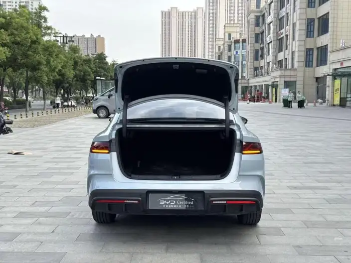 QinL DM 2024 Model DM-i 80KM Leading Model – фото 6