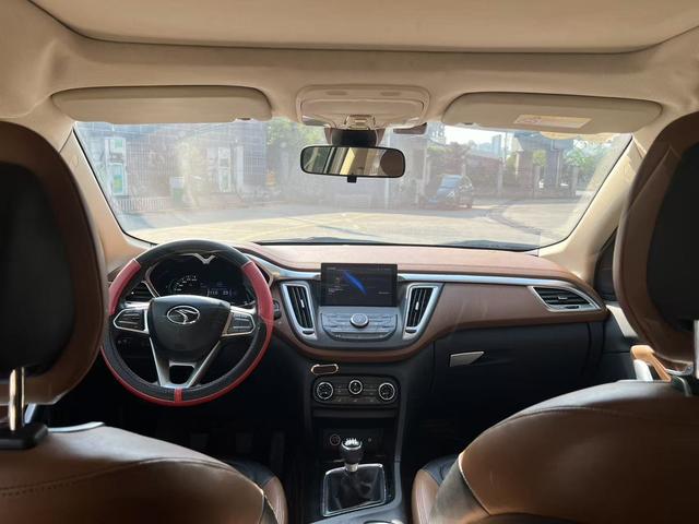 Southeast DX7 2015 модификация 1.5T Manual Prestige – фото 5