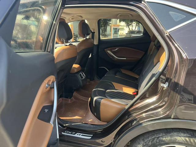 Southeast DX7 2015 модификация 1.5T Manual Prestige – фото 6