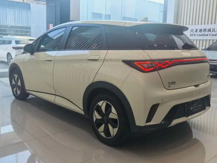 BYD Dolphin 2025 Model 420KM Free Edition – фото 4
