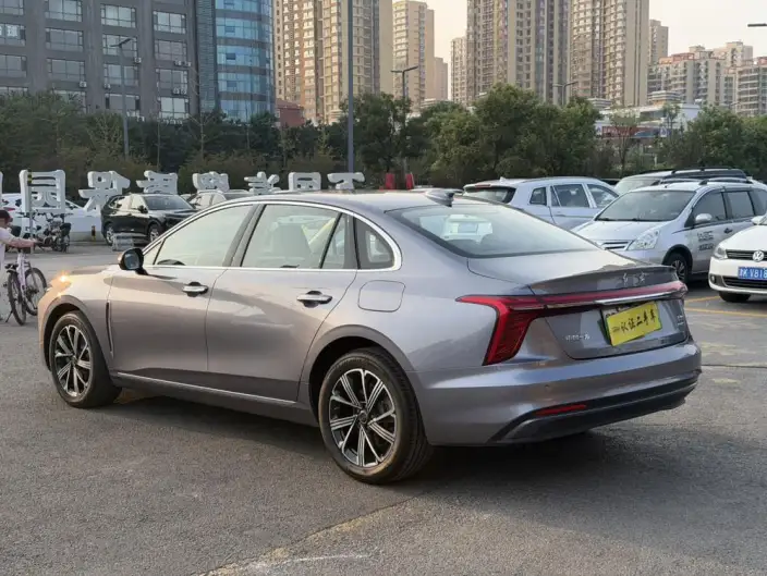 Hongqi H5 PHEV 2025 Model 170 Chao Hybrid Edition – фото 3