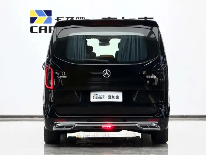 Viano 2023 Model 2.0T Elite Edition 7 seat – фото 3