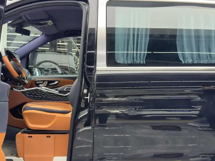 Viano 2023 Model 2.0T Elite Edition 7 seat – фото 6