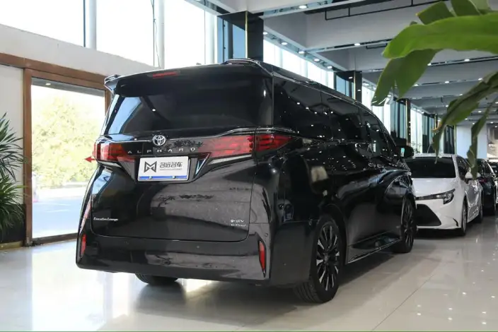 Elfa 2023 Model 2.5L Intelligent Hybrid 4WD Premium – фото 6