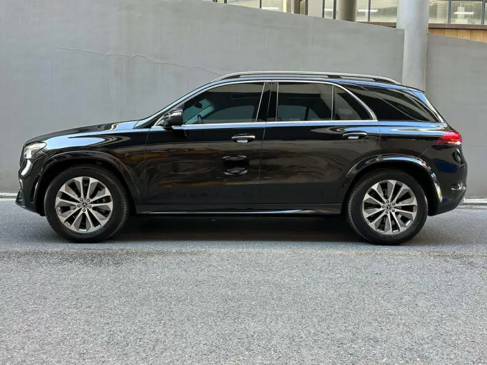 Mercedes-Benz GLE Imported 2022 Model GLE 350 4MATIC Fashion Model – фото 3
